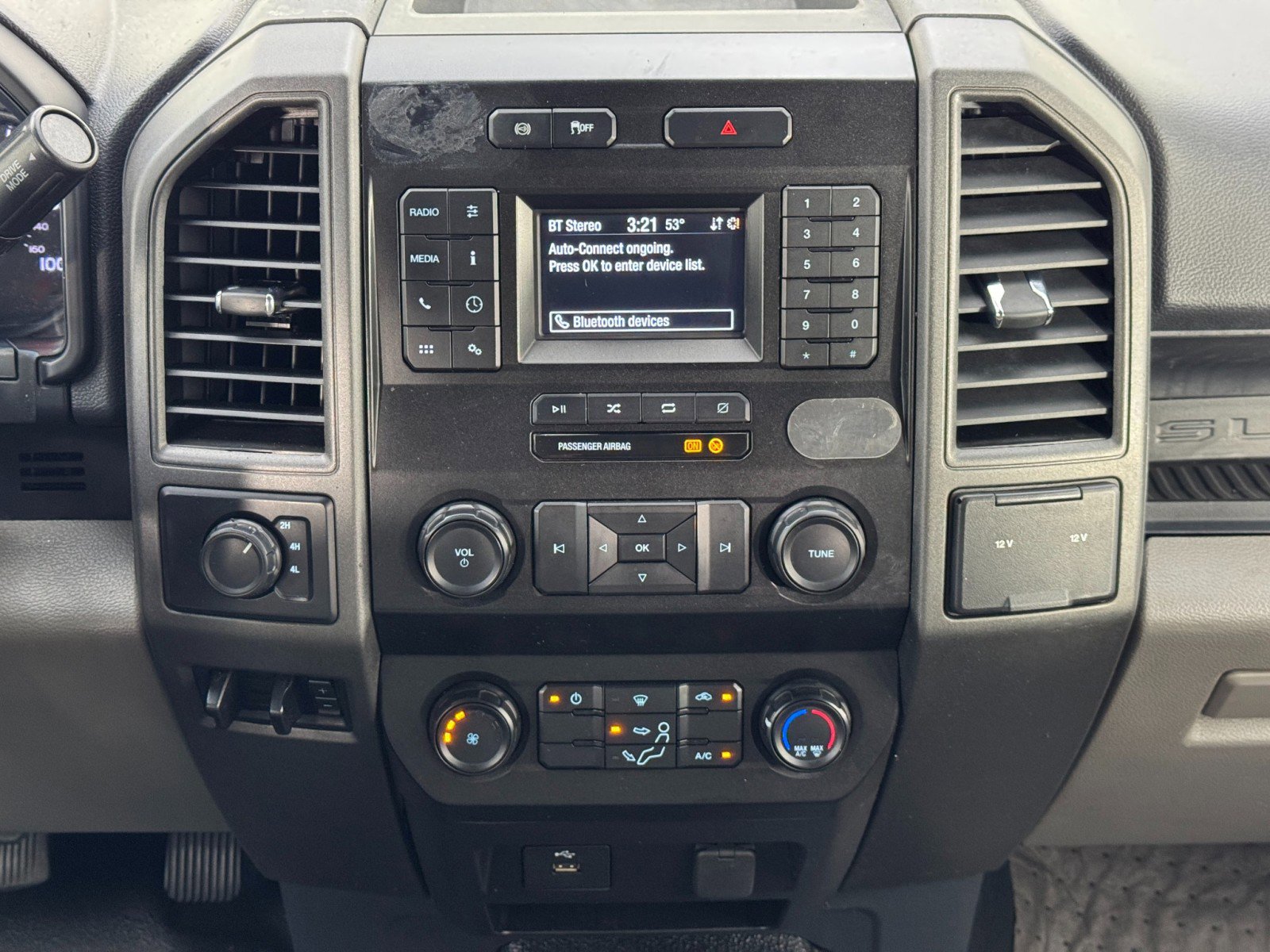 Used 2022 Ford F250 XL w/ STX Appearance Package image 21