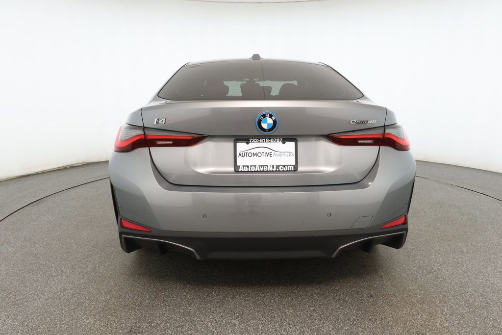 Used 2022 BMW i4 eDrive40 w/ Premium Package image 5