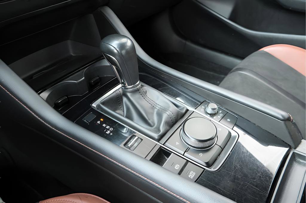 Used 2024 MAZDA MAZDA3 s image 18