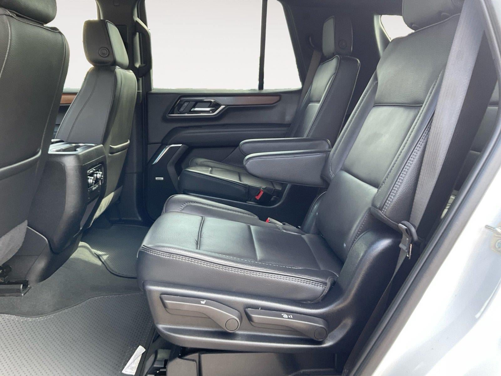 Certified 2025 GMC Yukon Denali AWD/4WD image 13
