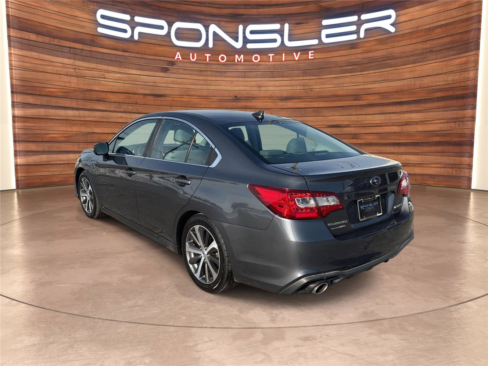 Used 2018 Subaru Legacy 2.5i Limited image 3
