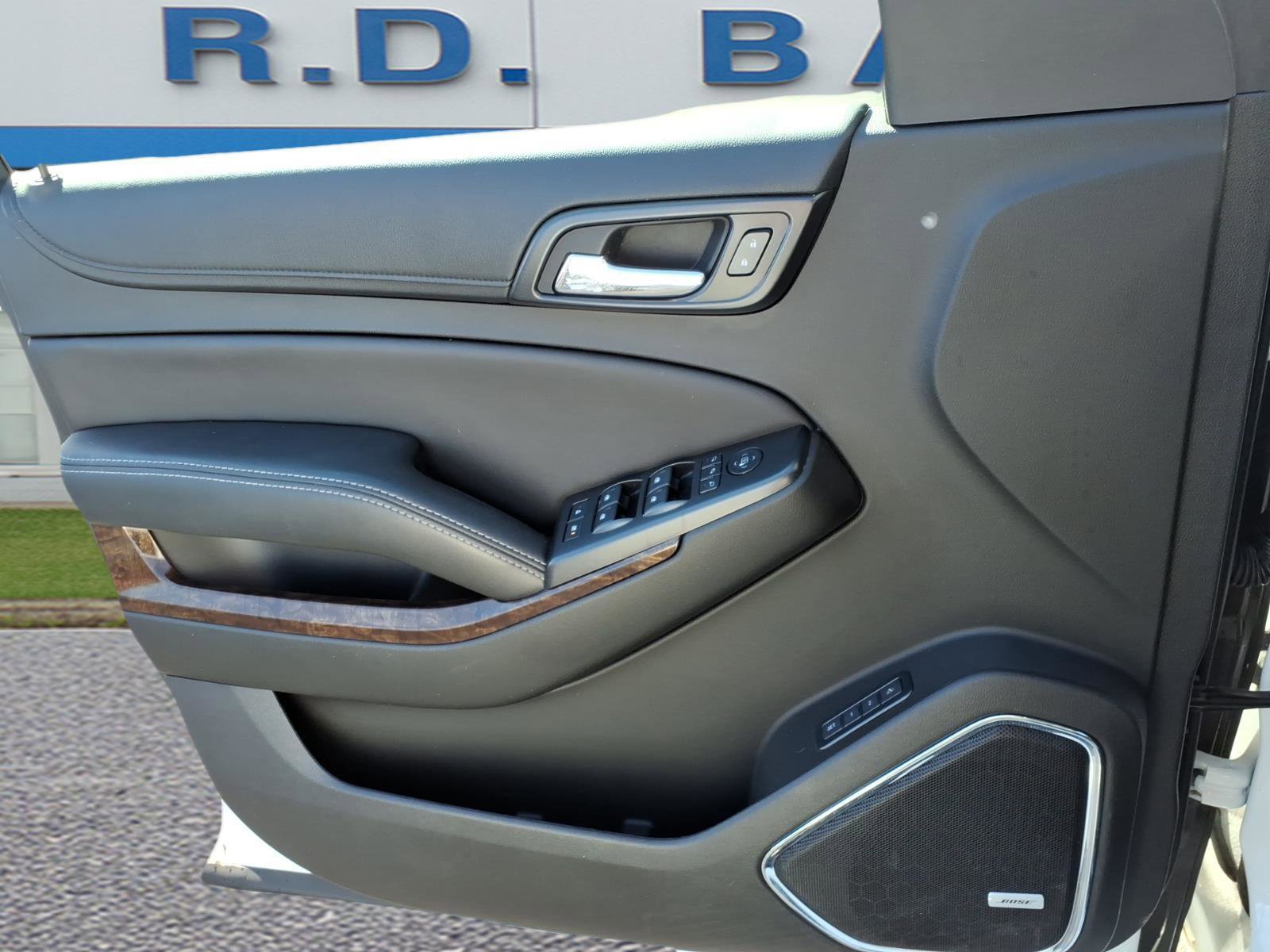 Used 2017 Chevrolet Tahoe LT image 14