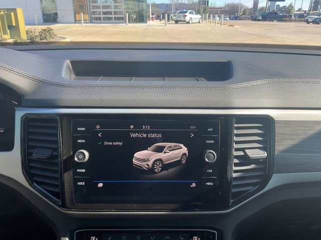 Used 2023 Volkswagen Atlas Cross Sport SE w/ Black Wheel Package image 27