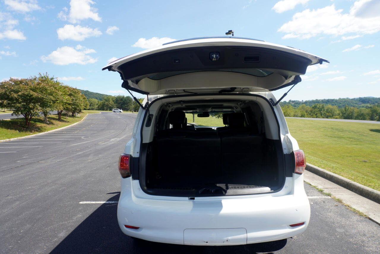 Used 2011 INFINITI QX56 4WD w/ Deluxe Touring Pkg image 34