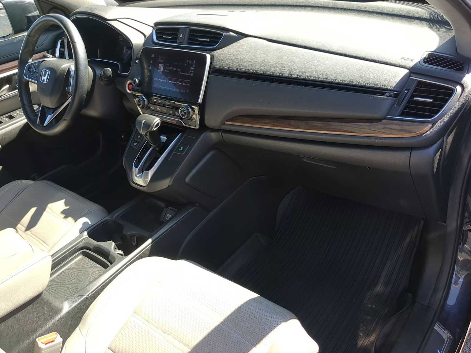 Used 2017 Honda CR-V Touring image 31