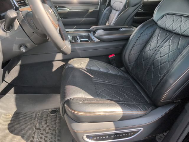 Certified 2023 Jeep Grand Wagoneer Series III w/ Rear Seat Video Group 1 AWD/4WD image 17