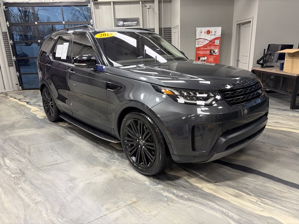 Used 2019 Land Rover Discovery HSE image 1