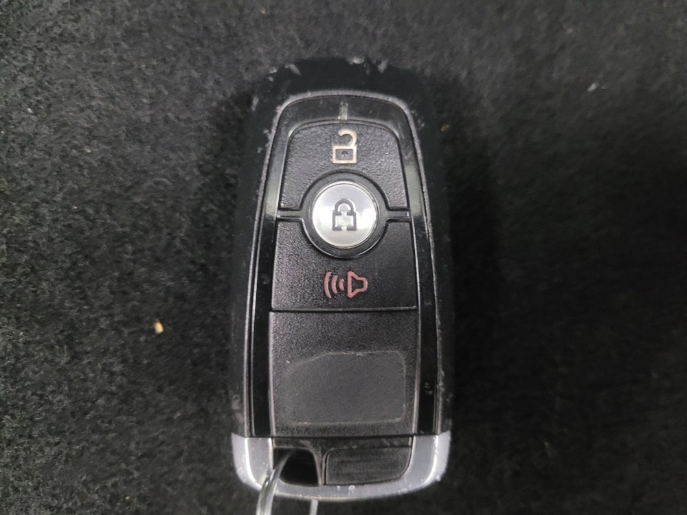 Used 2020 Ford Escape SE Sport FWD image 32