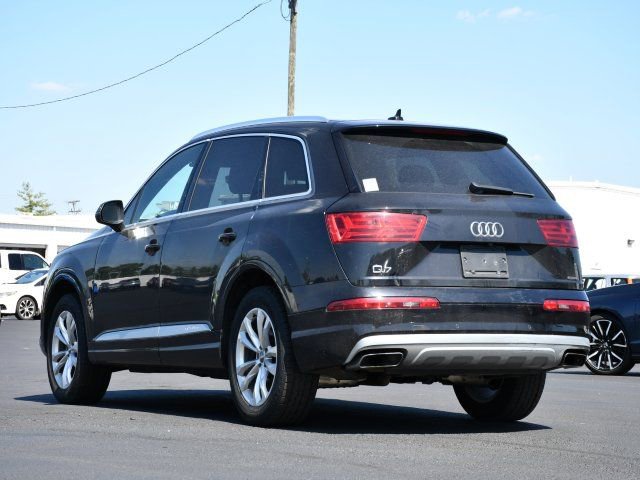 Used 2017 Audi Q7 2.0T Premium AWD/4WD image 5