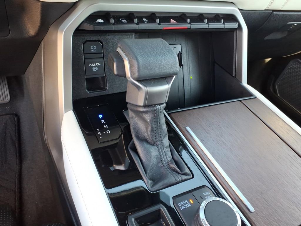 Used 2023 Toyota Sequoia Capstone image 15