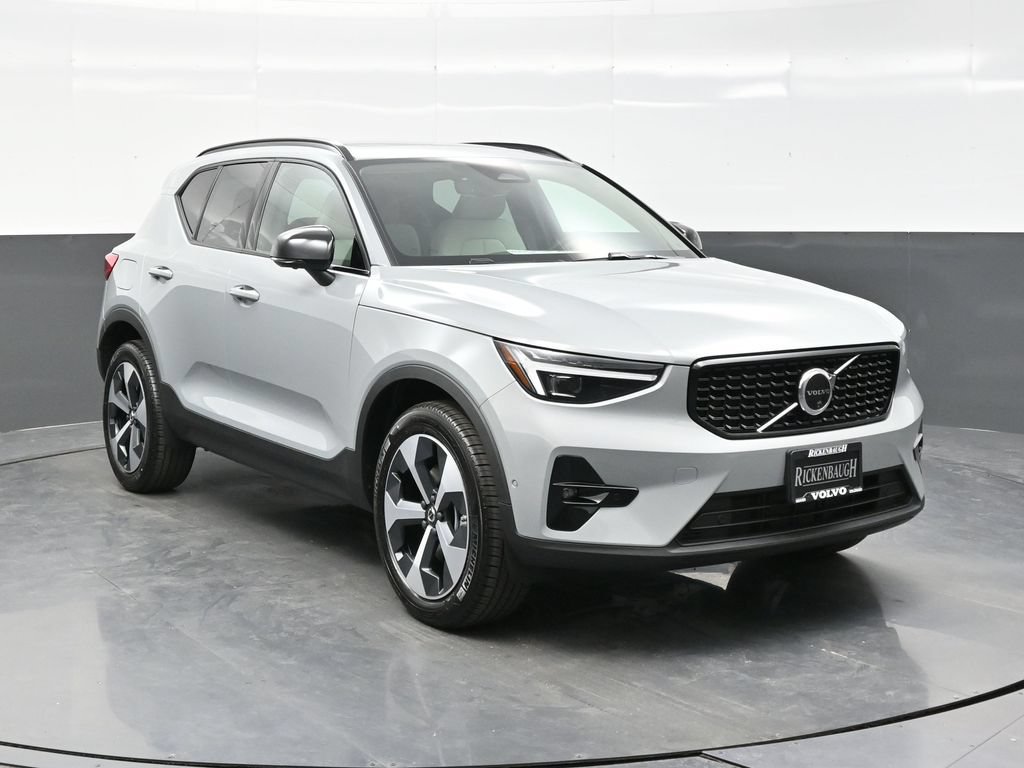 New 2026 Volvo XC40 B5 Plus w/ Protection Package Premier AWD/4WD image 1