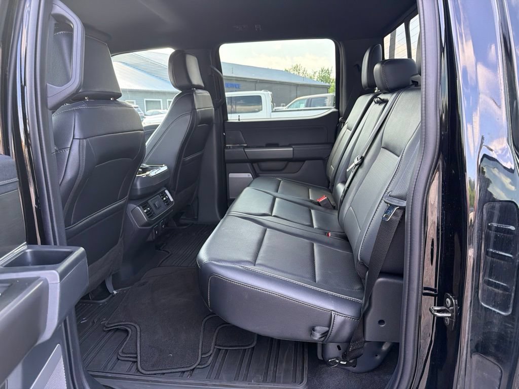 Used 2025 Ford F150 Lariat w/ Equipment Group 501A Mid AWD/4WD image 16