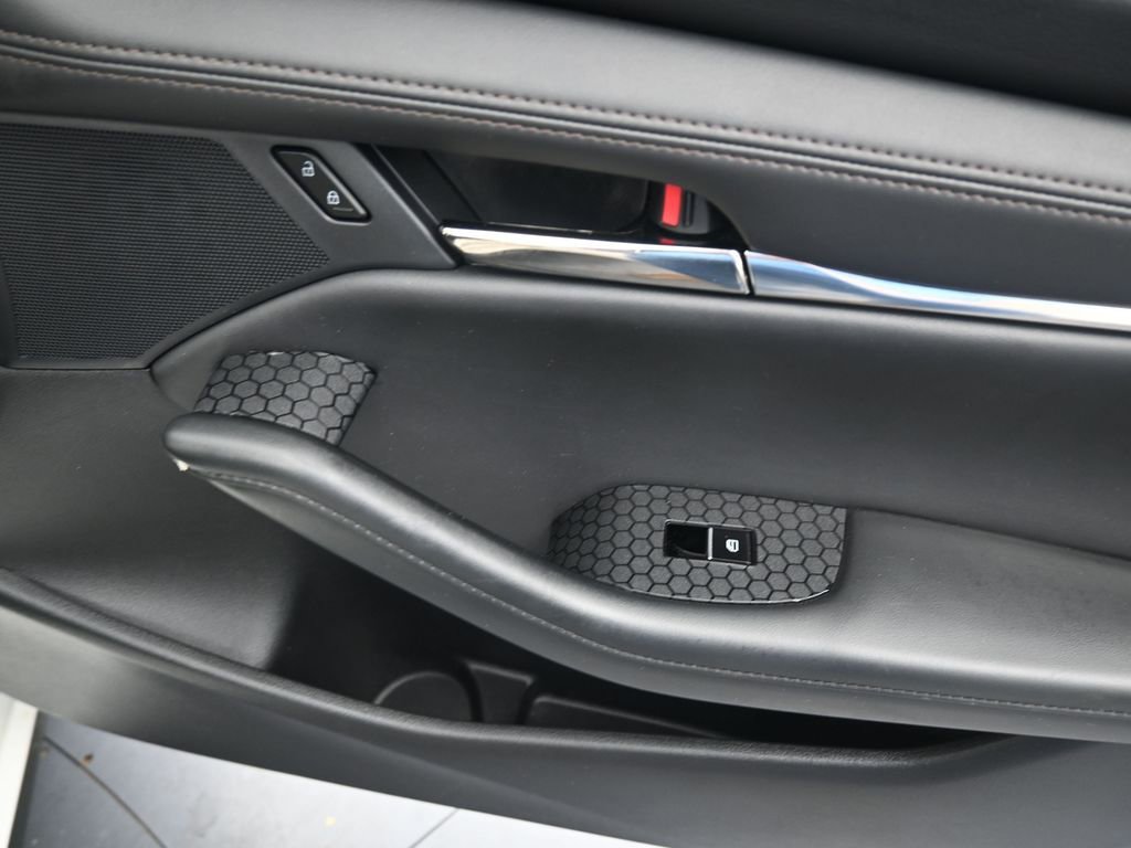 Used 2023 MAZDA MAZDA3 s image 20