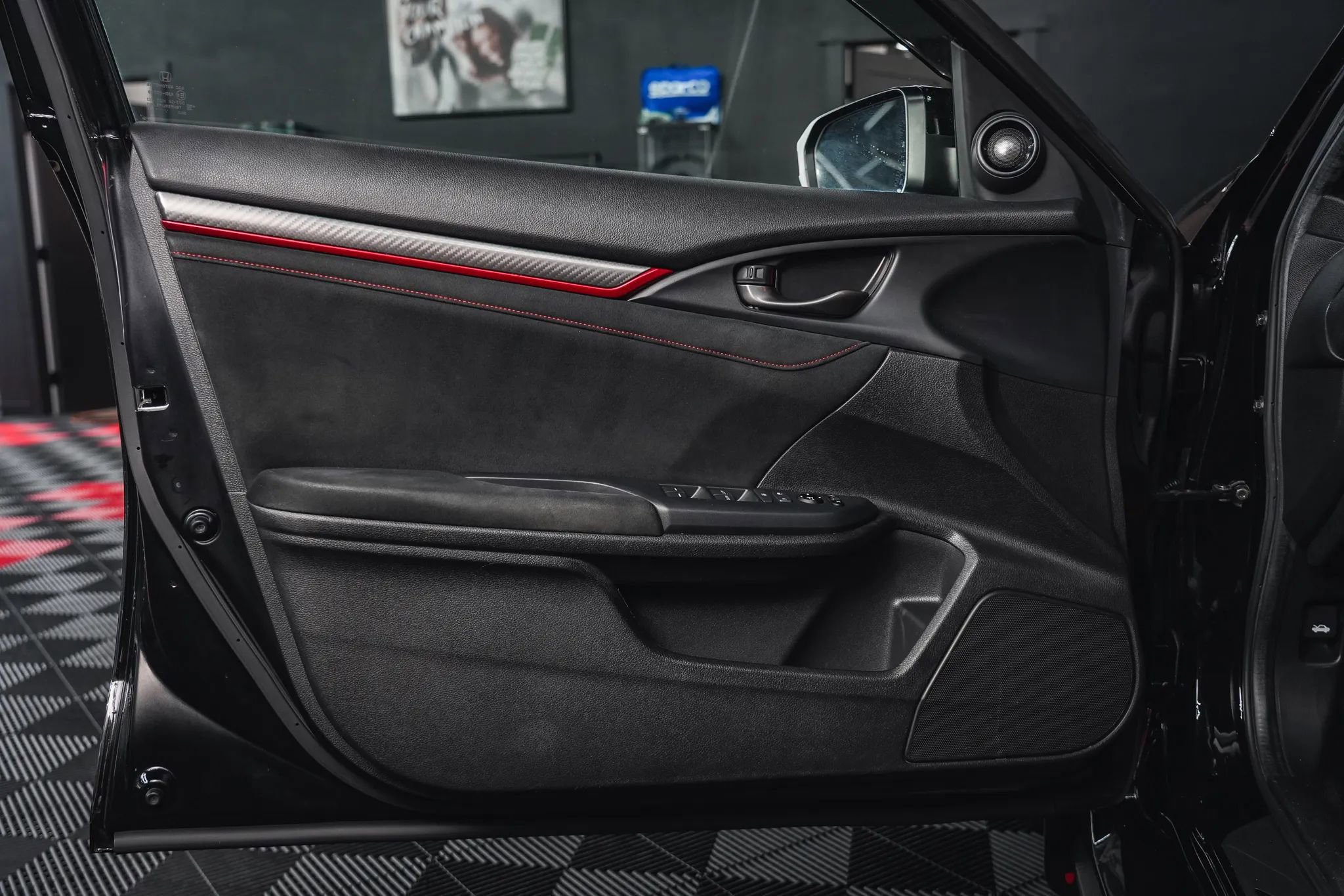 Used 2019 Honda Civic Type R image 32
