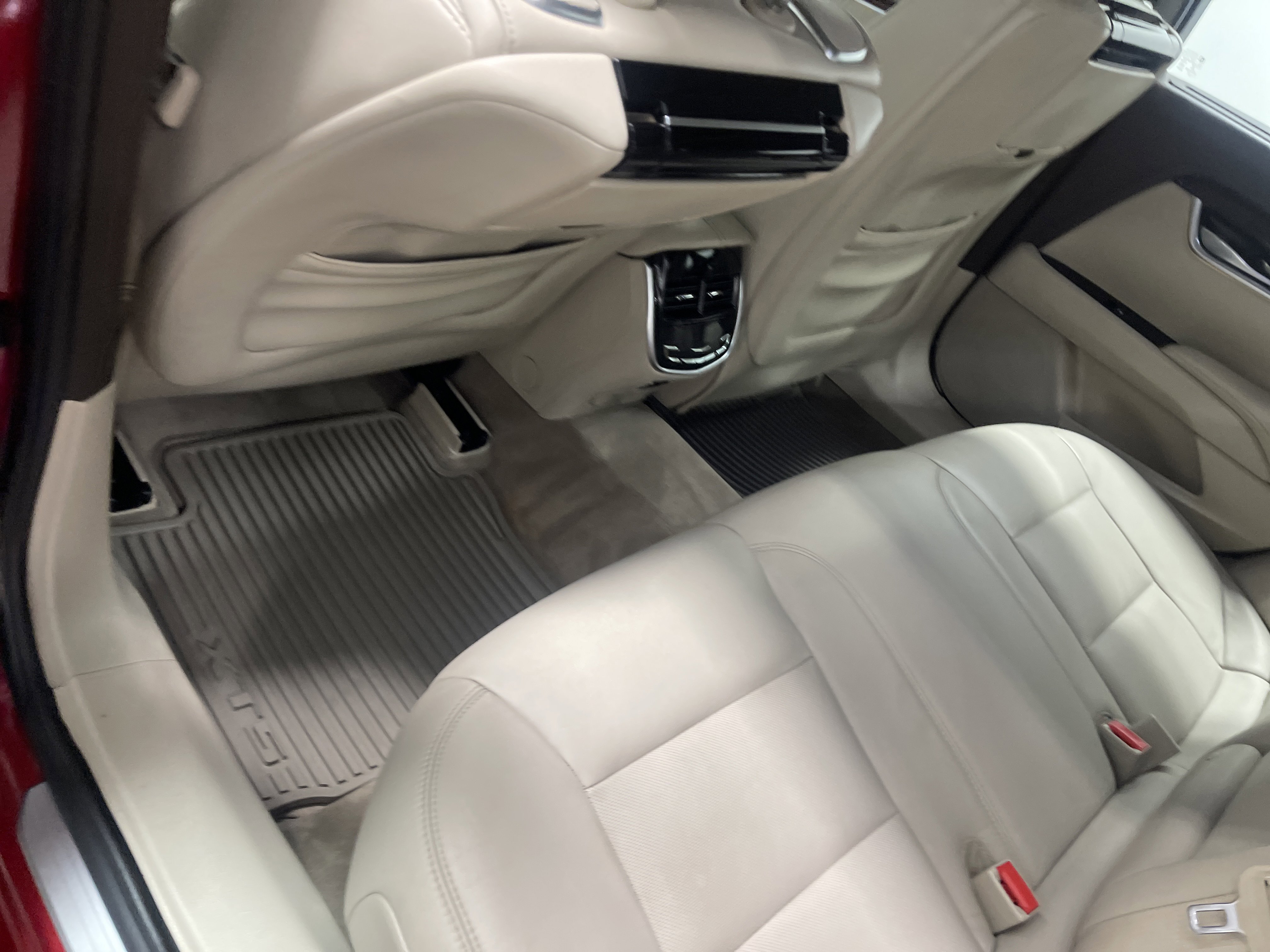 Used 2014 Cadillac XTS Premium w/ Driver Assist Package image 17