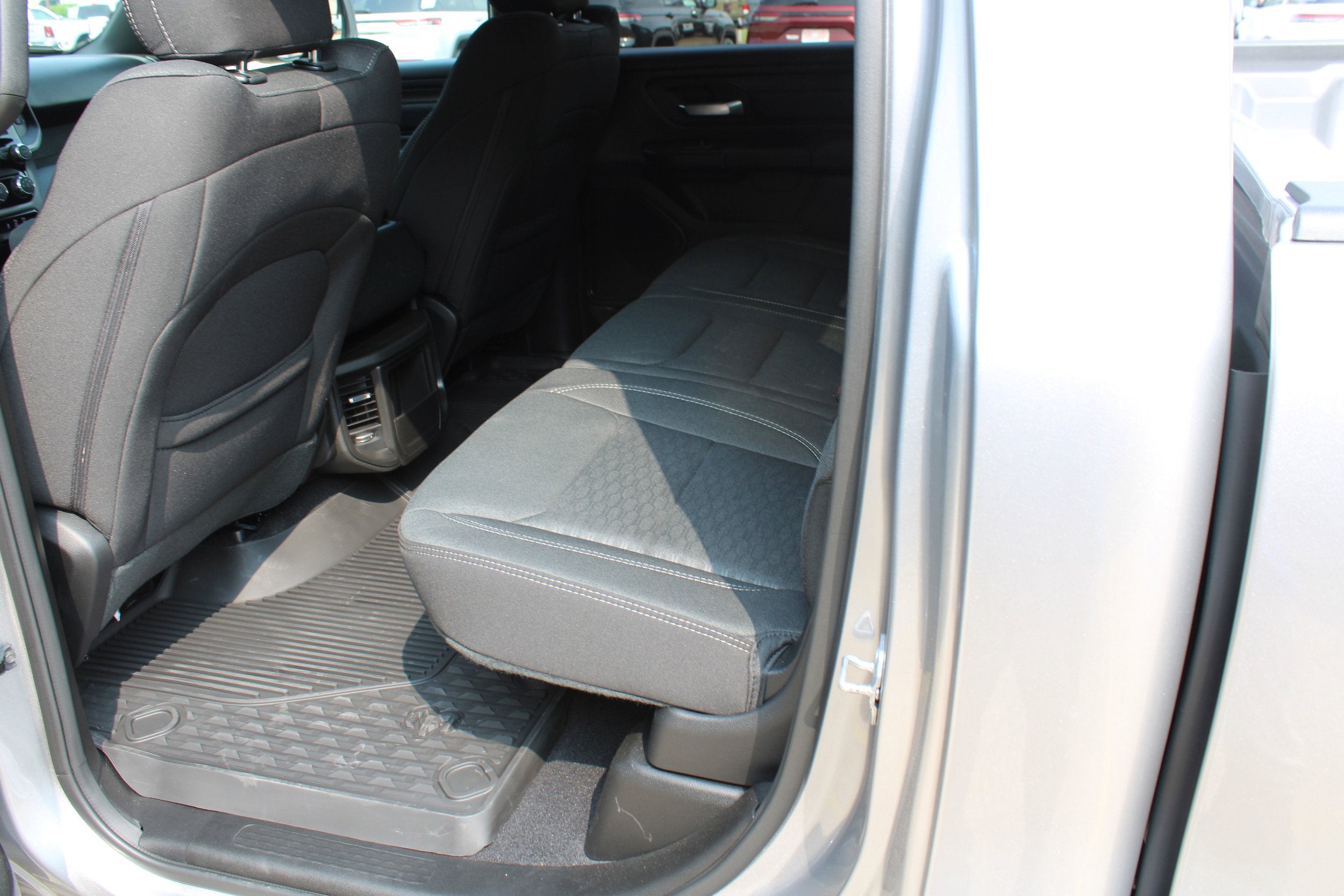 Certified 2025 RAM 1500 Tradesman AWD/4WD image 18