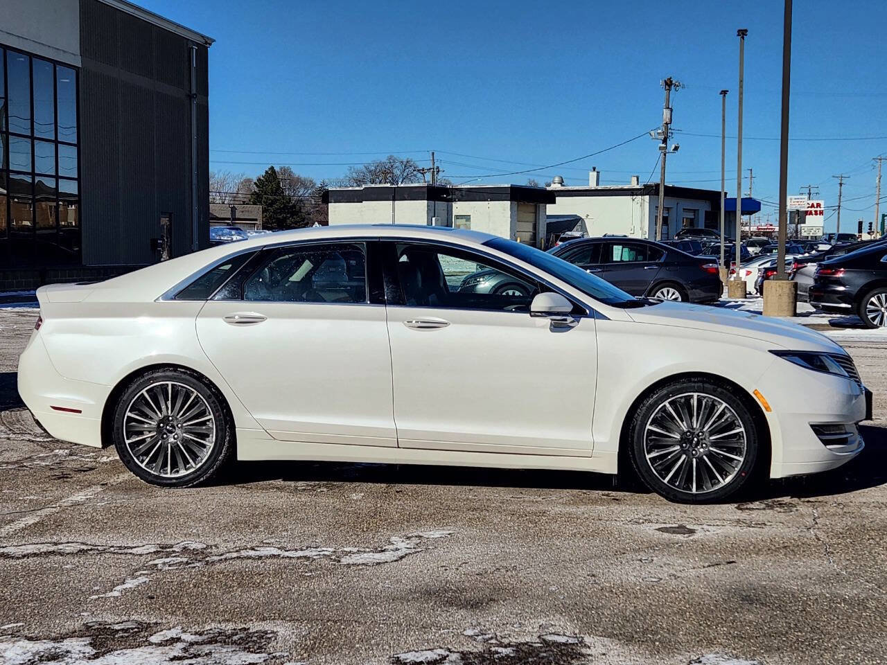 Used 2016 Lincoln MKZ Base 4dr Sedan w/ Equipment Group 600A Reserve image 10