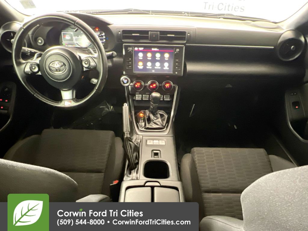Used 2022 Toyota GR86 Base image 7