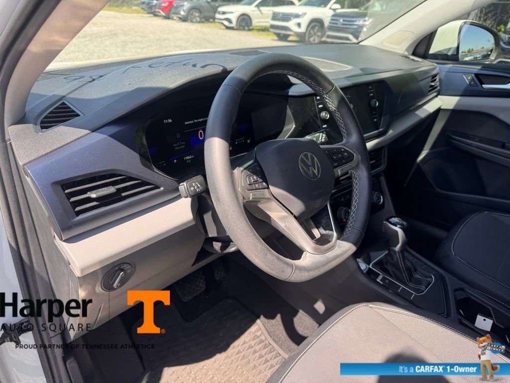 Used 2023 Volkswagen Taos SE w/ Black Wheel Package FWD image 14