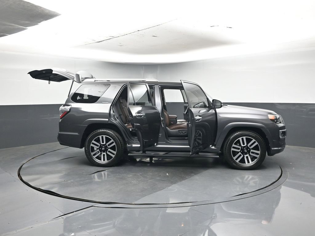 Used 2018 Toyota 4Runner Limited image 50