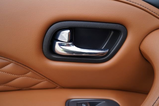 Used 2023 INFINITI QX80 Sensory w/ All-Season Package image 47