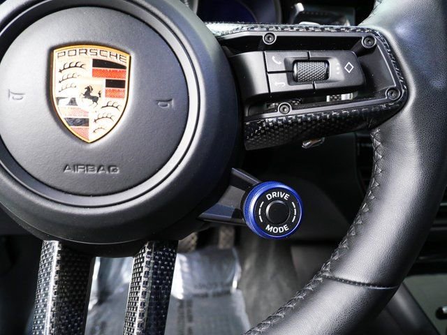 Used 2025 Porsche Macan GTS AWD/4WD image 11