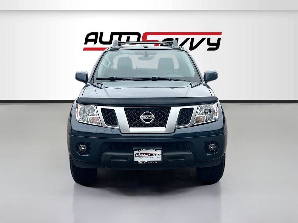 Used 2020 Nissan Frontier PRO-4X image 2