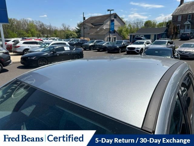 Used 2022 Ford Escape SE w/ SE Sport Appearance Package AWD/4WD image 4