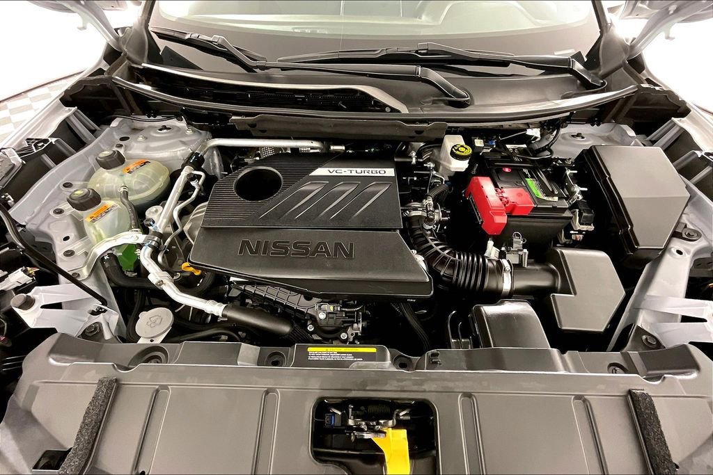 Certified 2023 Nissan Rogue SV image 12