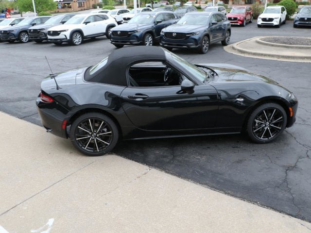 New 2026 MAZDA MX-5 Miata Grand Touring w/ Weather Package RWD image 5