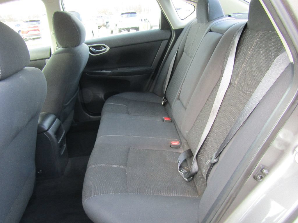 Used 2015 Nissan Sentra S FWD image 13