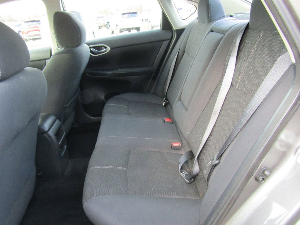Used 2015 Nissan Sentra S FWD image 13