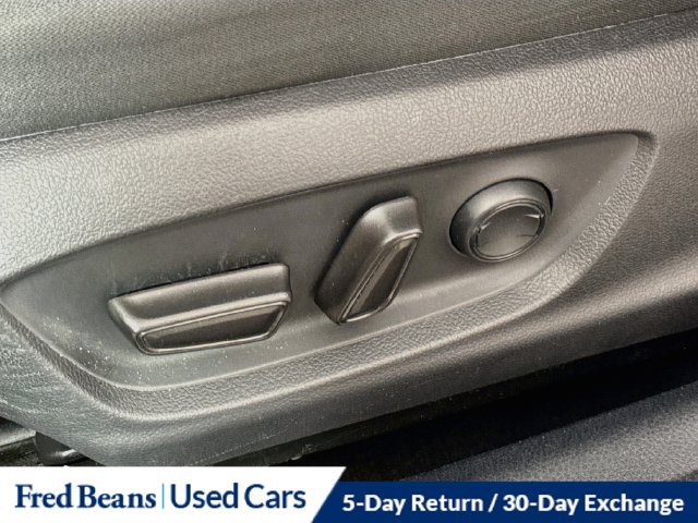 Used 2020 Toyota Camry LE FWD image 35