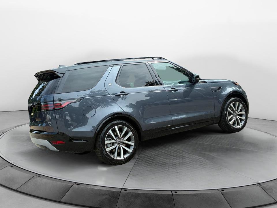 New 2026 Land Rover Discovery Limited Edition AWD/4WD image 7