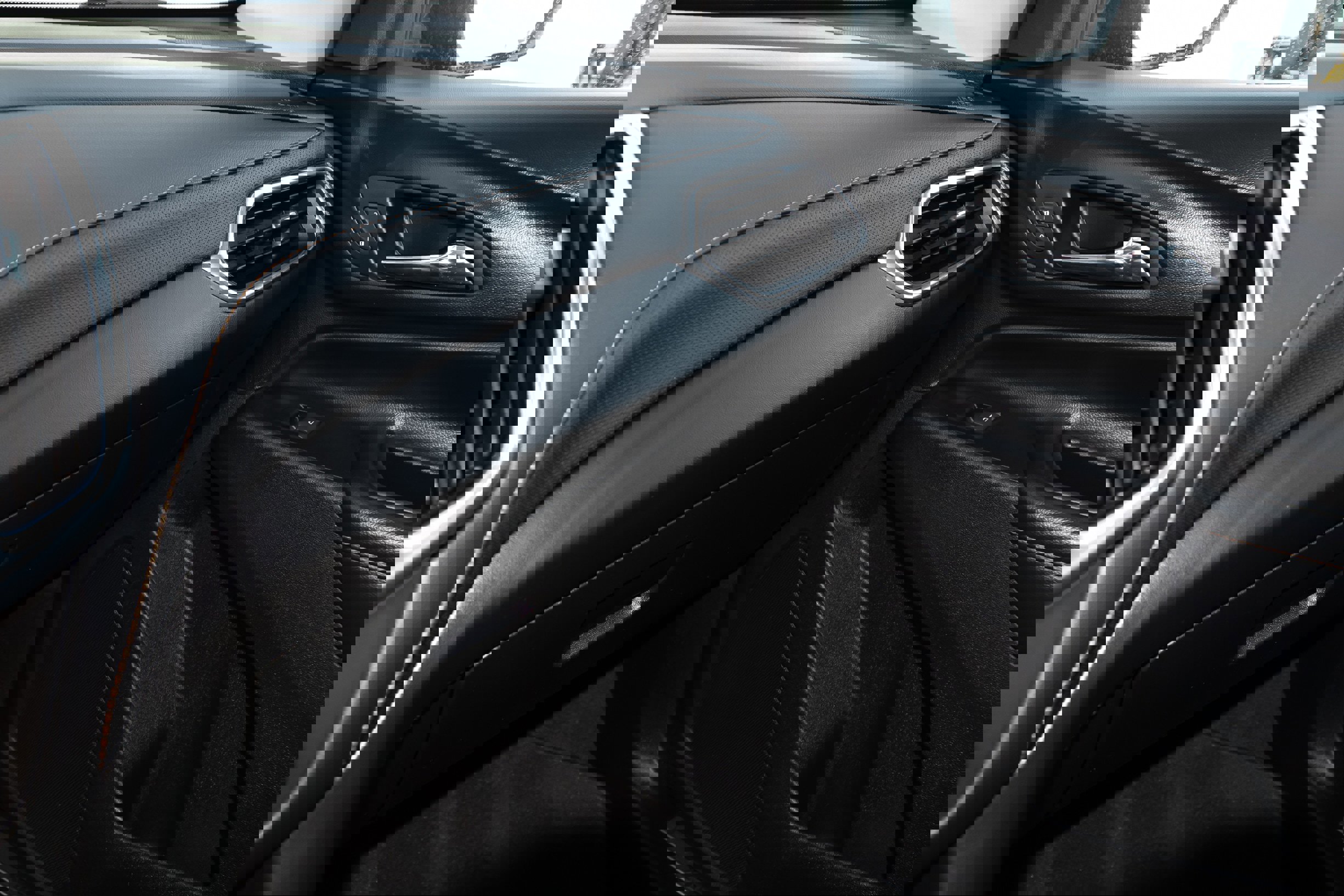 Used 2019 Chevrolet Equinox Premier image 25