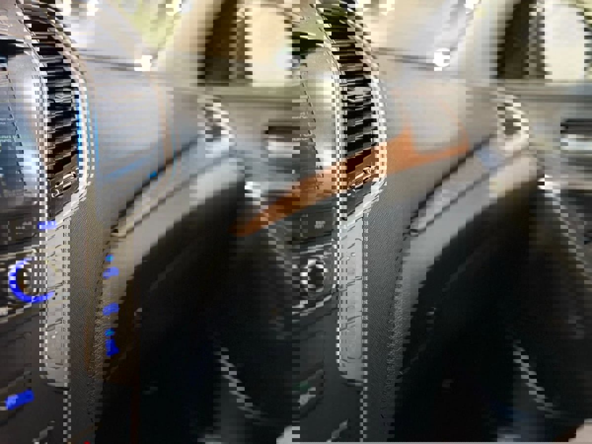 Used 2017 Hyundai Santa Fe SE w/ SE Ultimate Tech Package 03 image 29