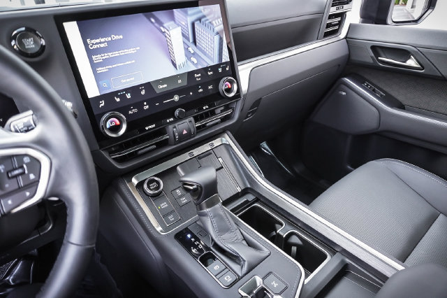 Used 2026 Lexus GX 550 w/ Accessory Package (2T) AWD/4WD image 16