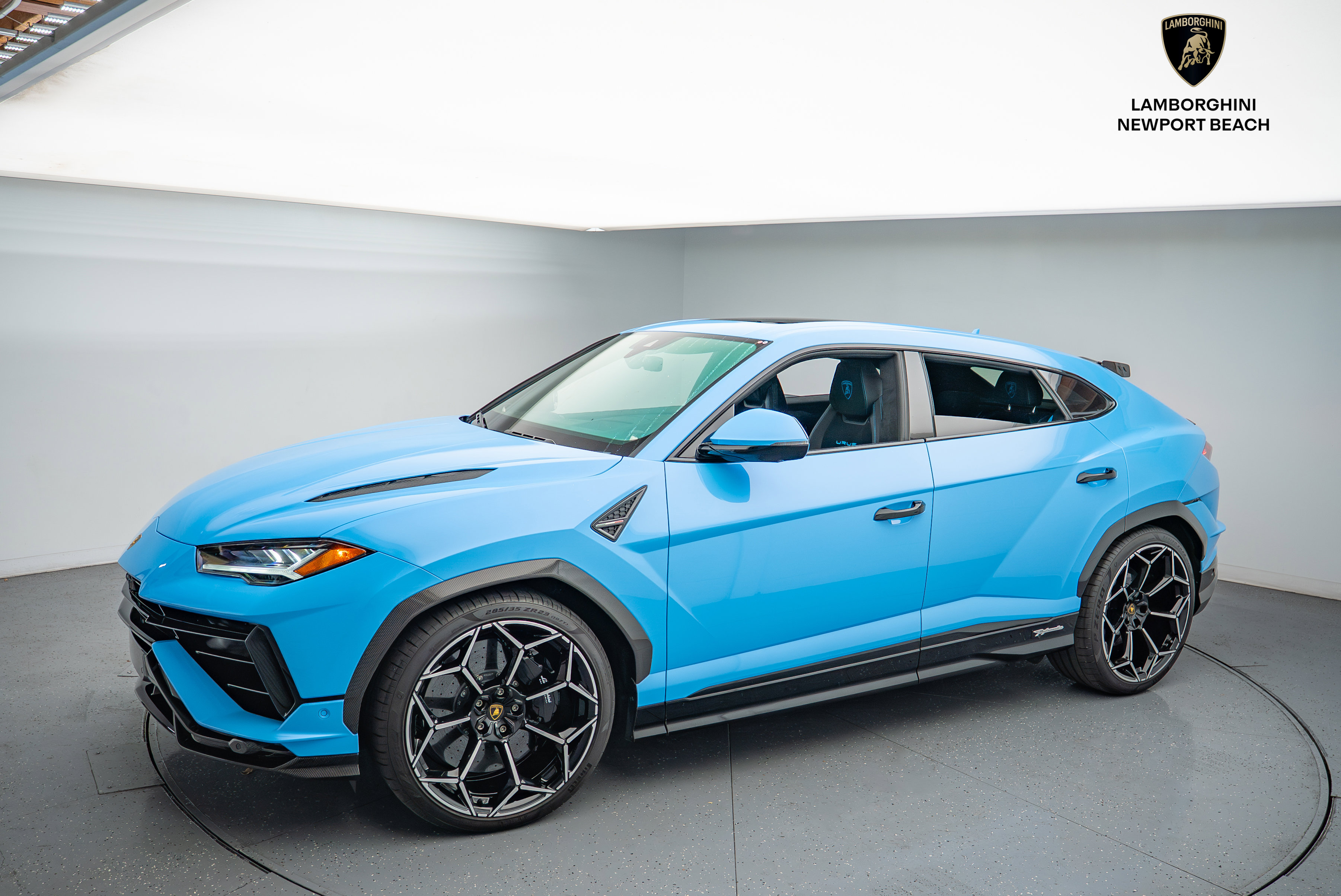 Used 2024 Lamborghini Urus Performante image 13