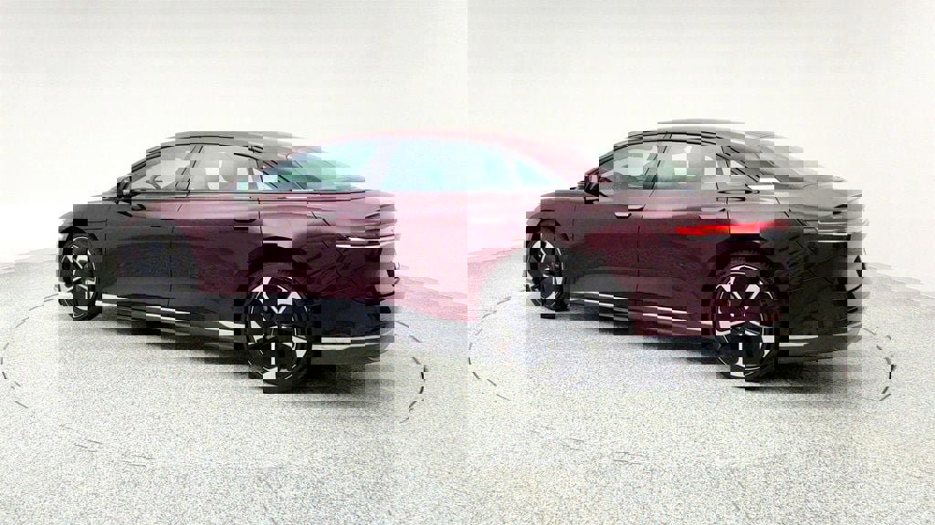 Used 2024 Lucid Air Pure image 7