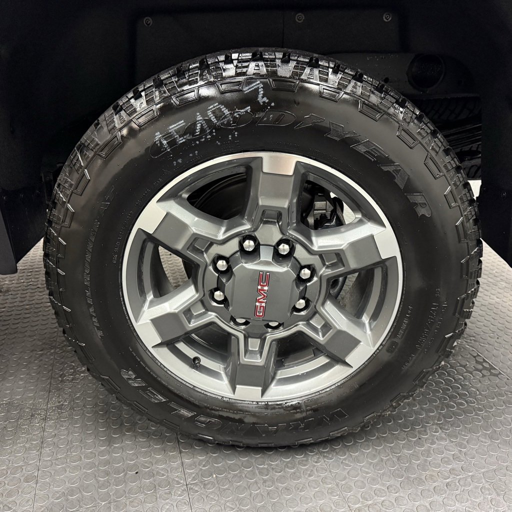 New 2026 GMC Sierra 2500 SLT w/ SLT Premium Package image 11