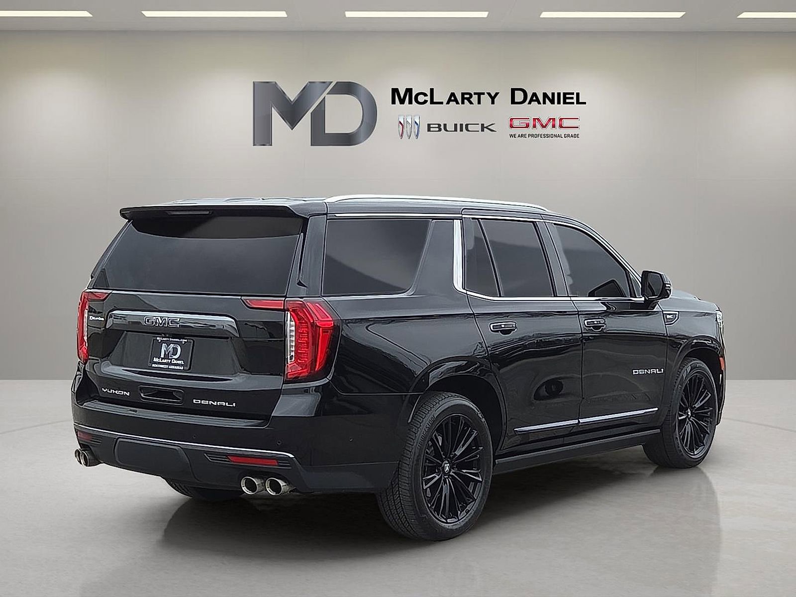 Certified 2023 GMC Yukon Denali Ultimate image 5