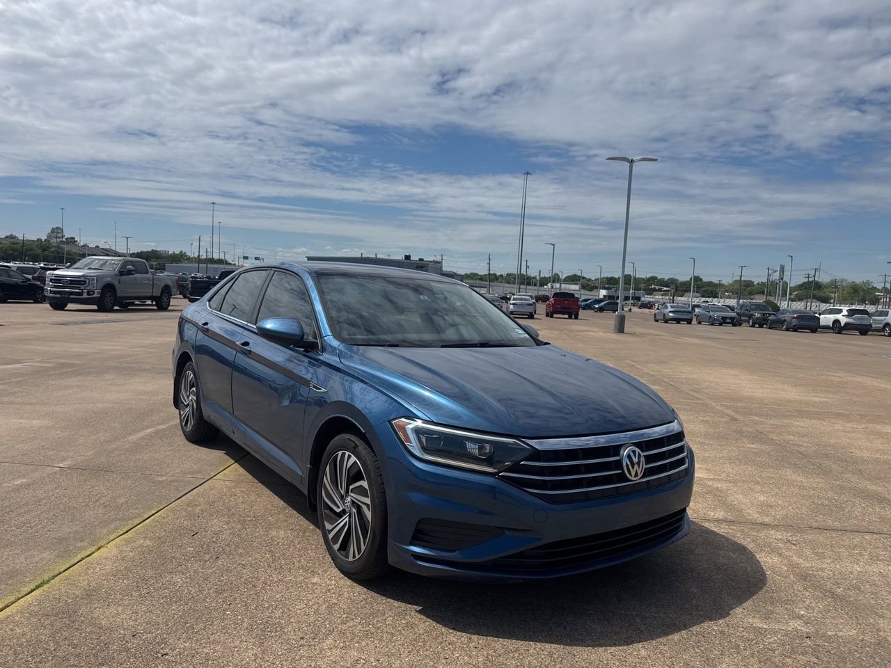 Used 2021 Volkswagen Jetta SEL image 1