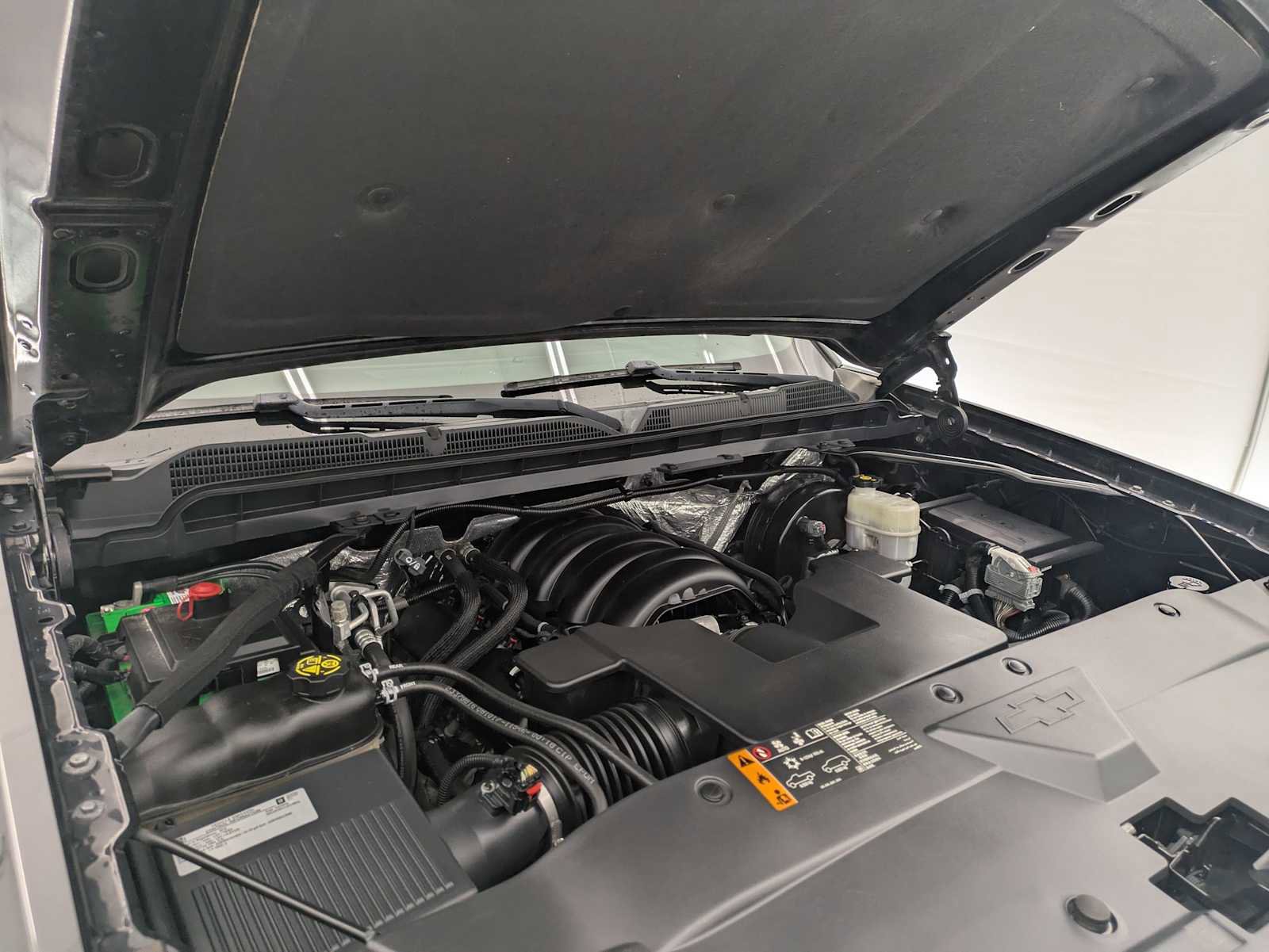 Used 2018 Chevrolet Silverado 1500 LTZ AWD/4WD image 16