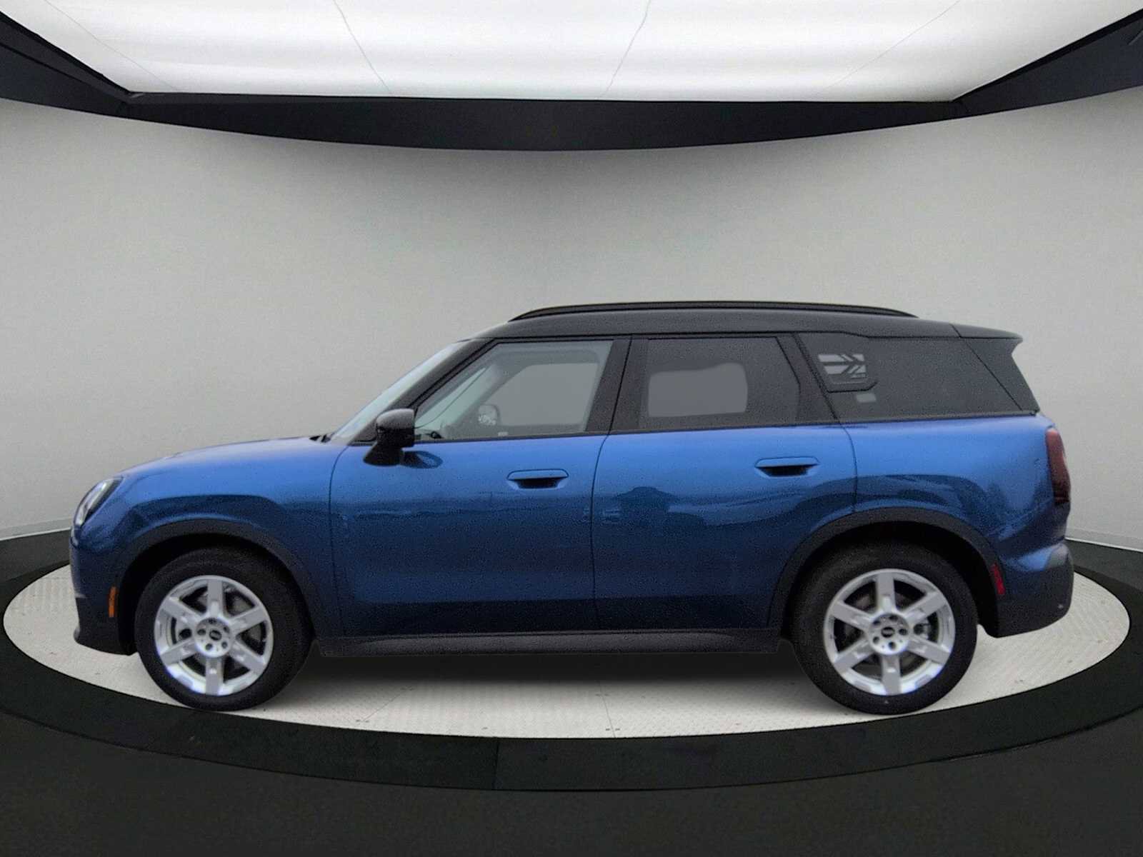 Used 2025 MINI Cooper Countryman S image 5