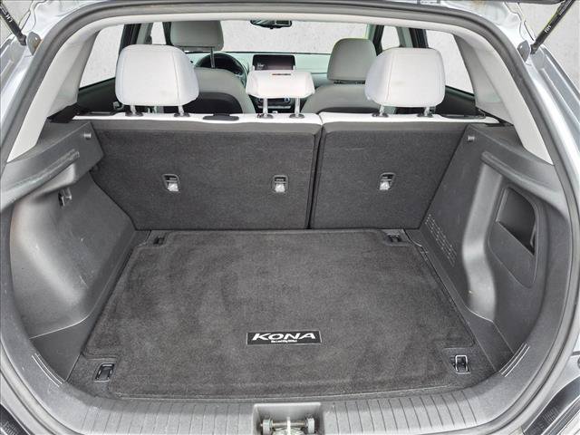 Used 2023 Hyundai Kona SEL w/ Convenience Package FWD image 6
