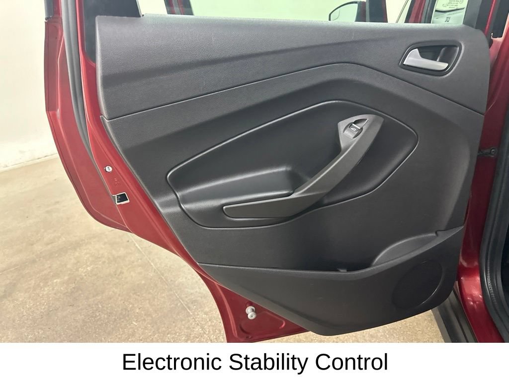 Used 2017 Ford C-MAX Energi SE w/ Equipment Group 402A FWD image 31