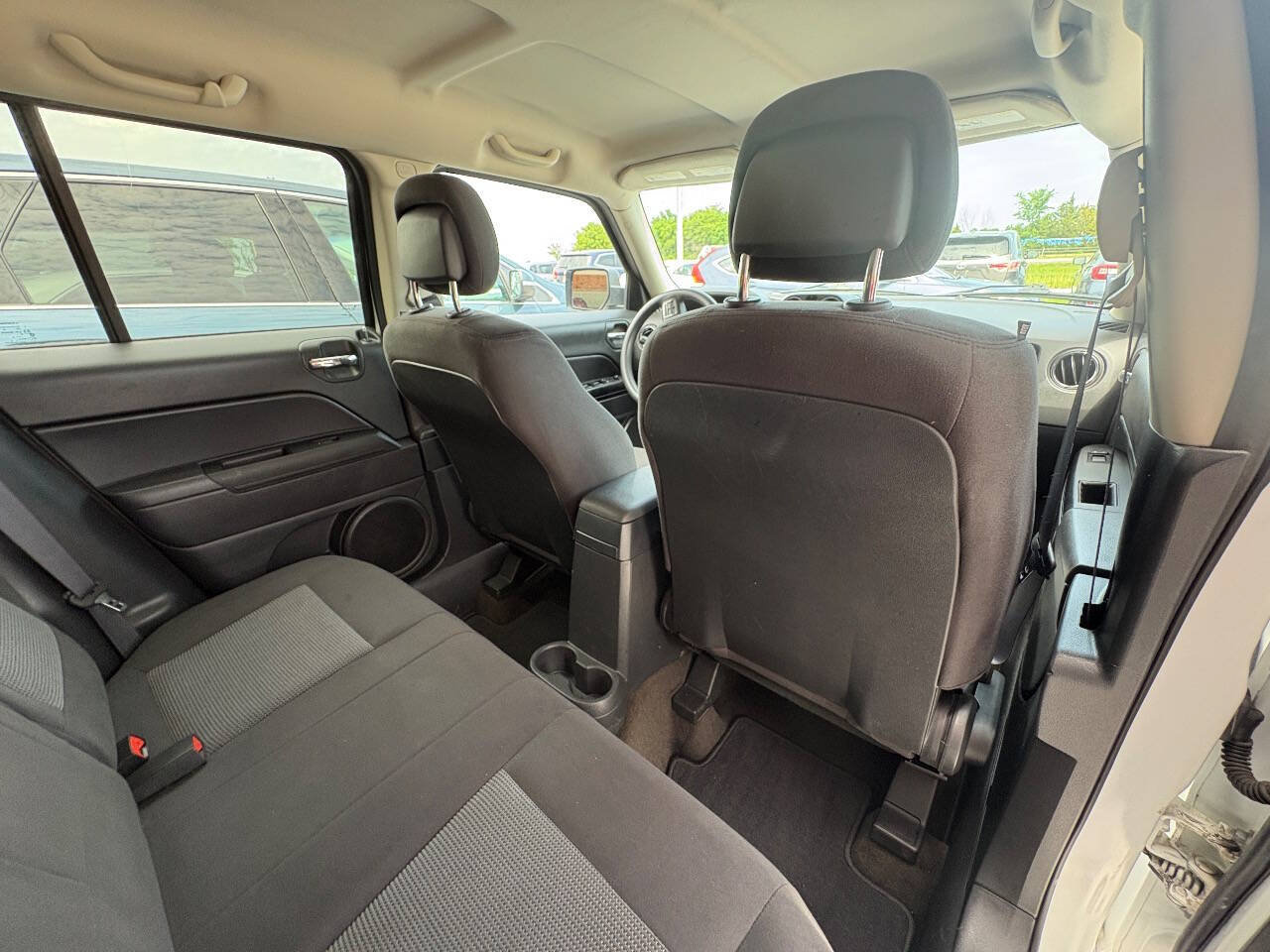 Used 2016 Jeep Patriot Sport w/ Power Value Group AWD/4WD image 26