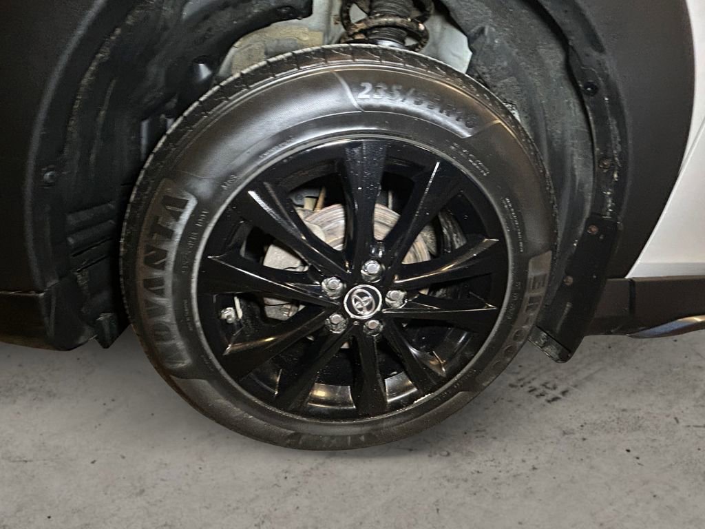 Used 2018 Toyota RAV4 Adventure w/ Cold Weather Package image 15