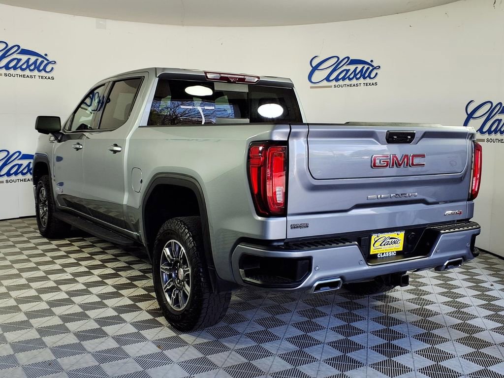 Used 2024 GMC Sierra 1500 AT4 w/ Technology Package image 2