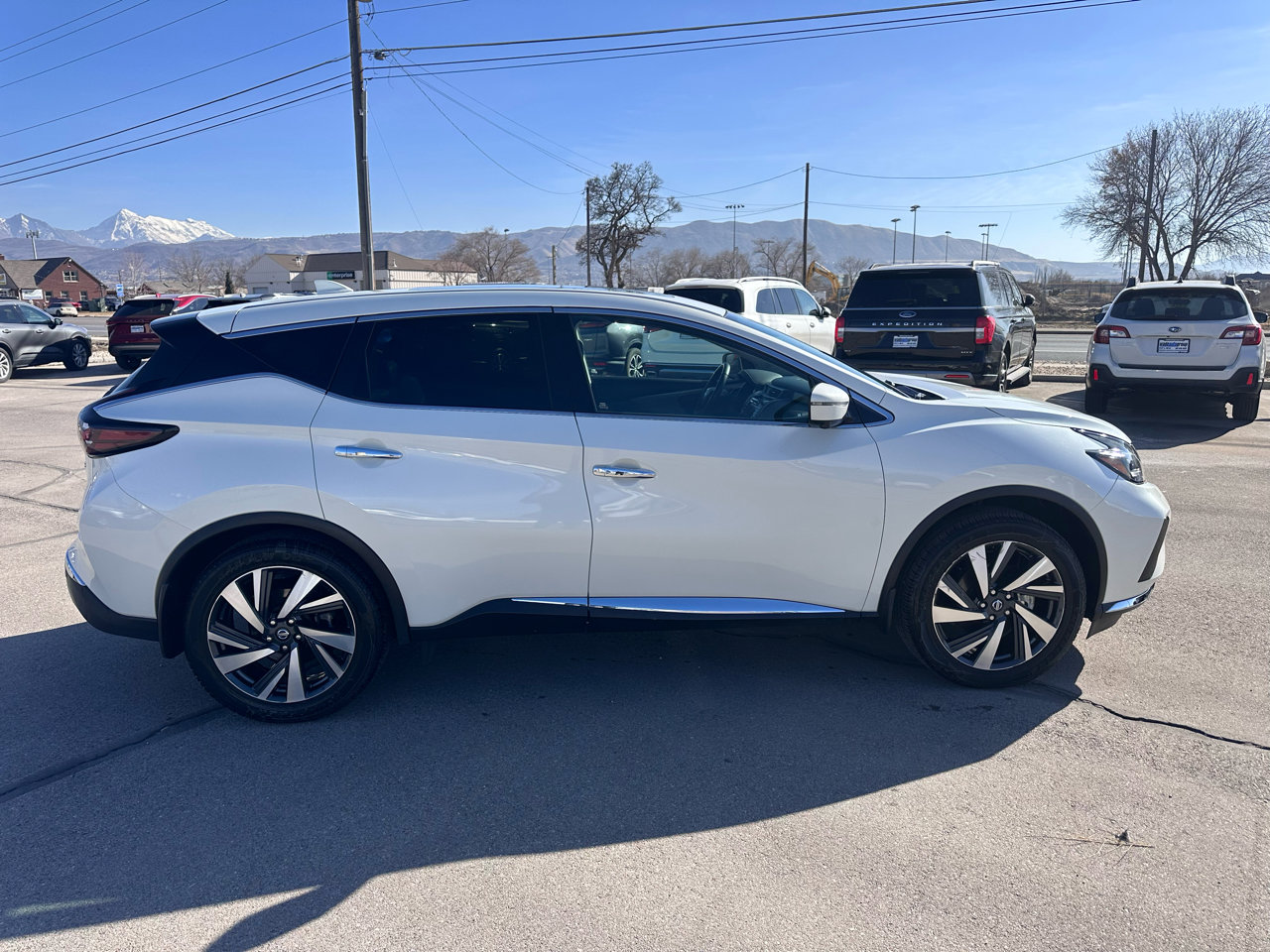 Used 2022 Nissan Murano SL w/ SL Moonroof Package image 3